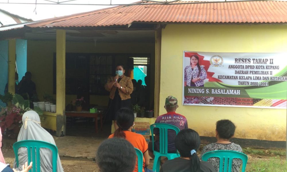 Reses, Nining Basalamah Edukasi Warga Kelapa Lima Cegah Covid-19