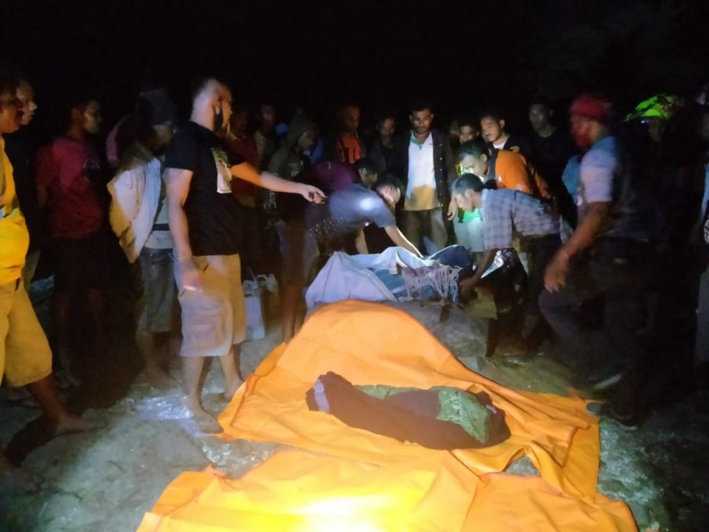 SADIS! Rumah Dibakar, 4 Orang Tewas, 3 Kritis