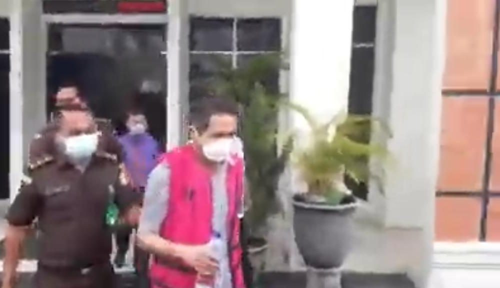 Mantan Bupati Manggarai Barat Ditahan