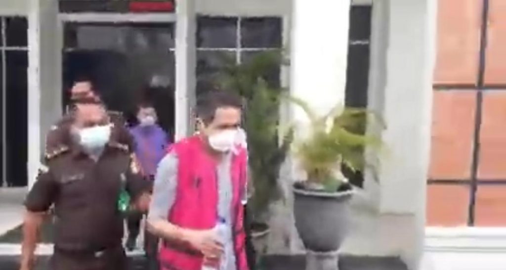 Mantan Bupati Manggarai Barat Ditahan