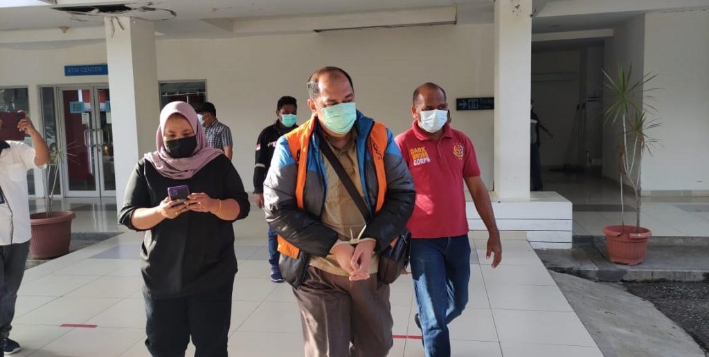 Jaksa Jebloskan Dokter Dominggus Lokollo ke Lapas Kupang