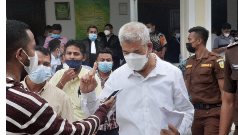 Hakim Tipikor Kupang Bebaskan Ali Antonius