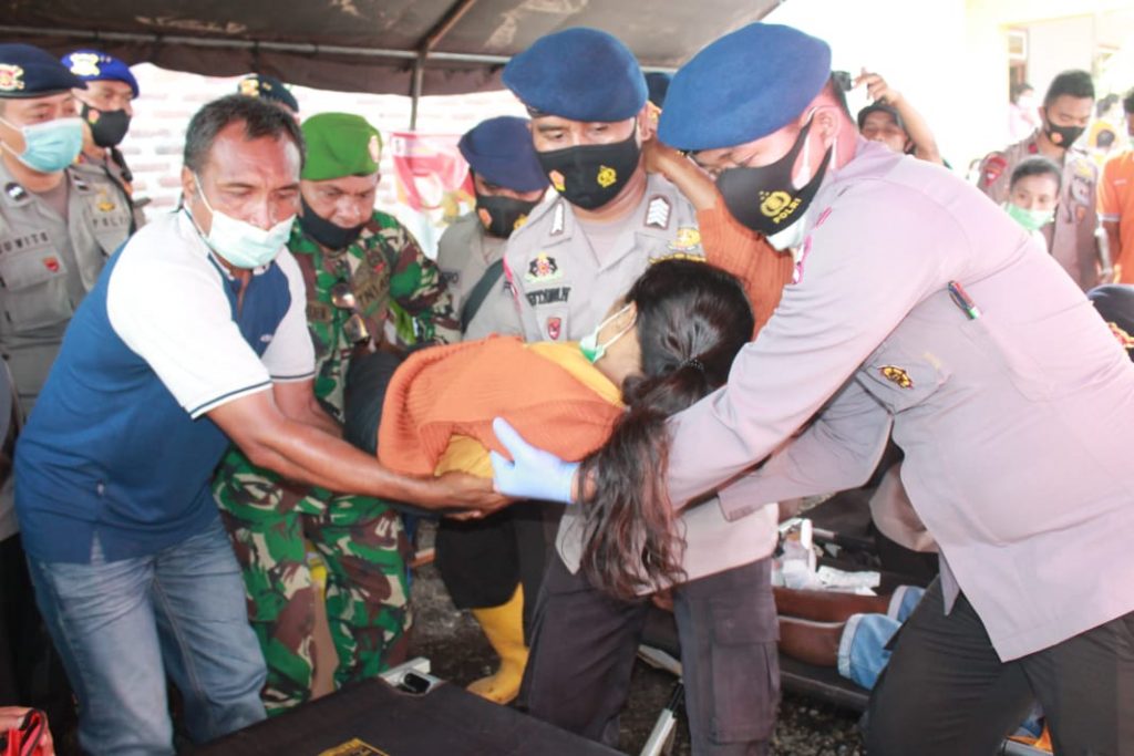 Brimob dan Polair Siaga di Lokasi Bencana Hingga Kondisi Masyarakat Pulih