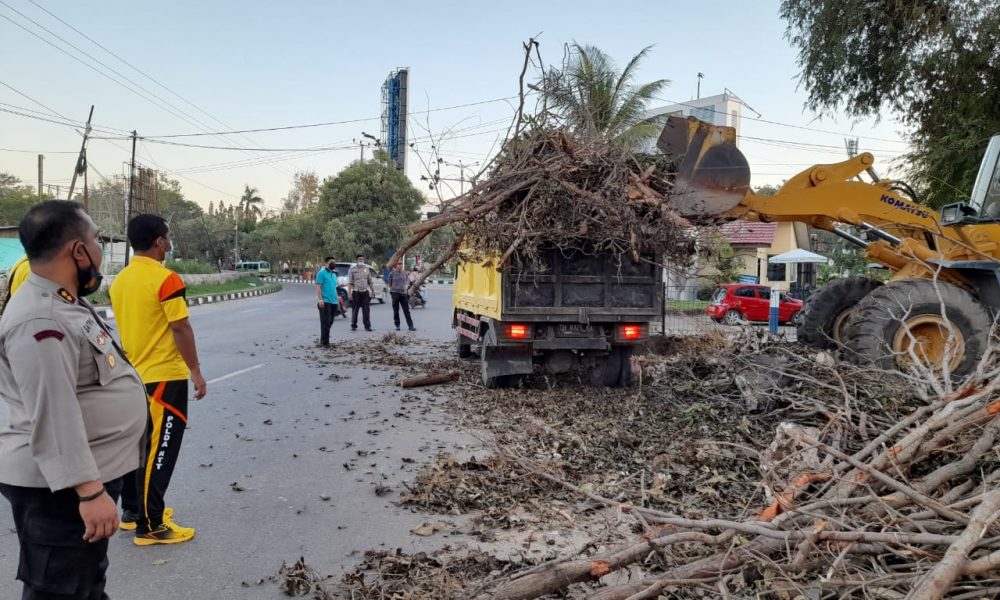 Tanggap Bencana Badai Seroja, Polresta Kupang Diapresiasi
