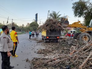 Tanggap Bencana Badai Seroja, Polresta Kupang Diapresiasi