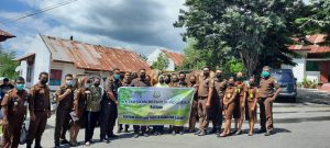 Kejari Lembata Salurkan Bantuan untuk Korban Bencana Alam