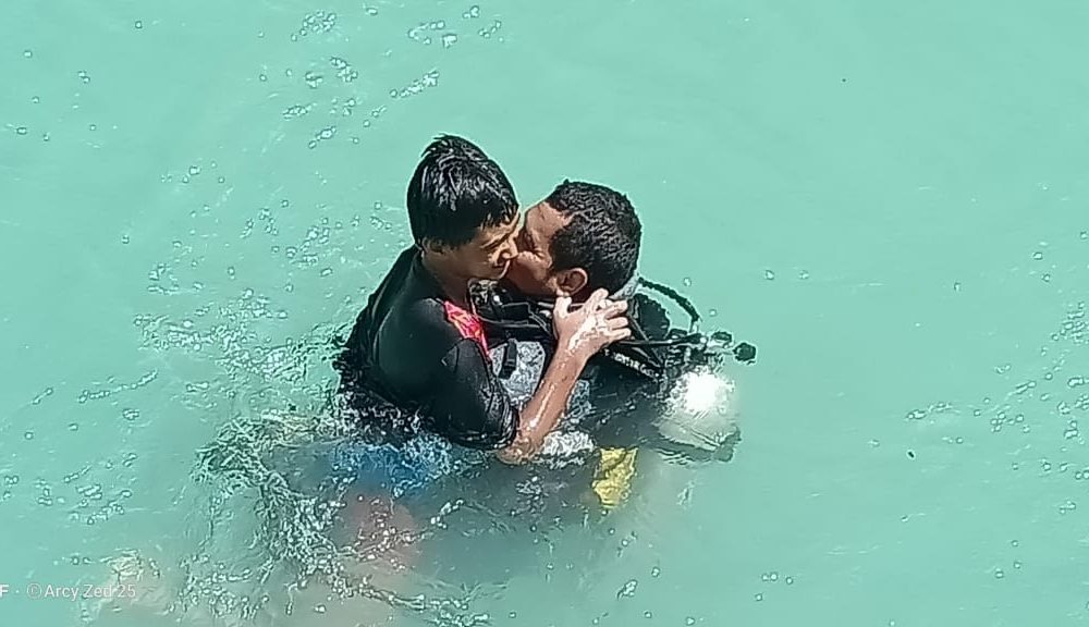 Aipda Joel Bolang Selamatkan Bocah 11 Tahun yang Sudah 20 Jam Tenggelam di Sungai Aipda Joel Bolang Selamatkan Bocah 11 Tahun yang Sudah 20 Jam Tenggelam di Sungai