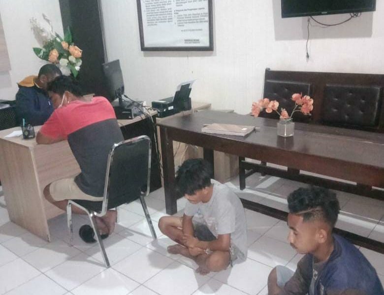 Lempari Mobil yang Melintas di Jl. Timor Raya, Sekelompok Pemuda di Kupang Diamankan Polisi