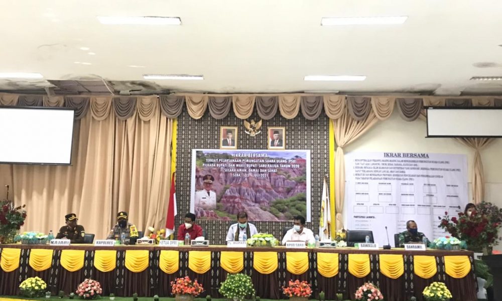 Ikrar PSU Sabu Raijua Aman, Damai dan Sehat, Bupati: ASN dan Penyelenggara Harus Netral