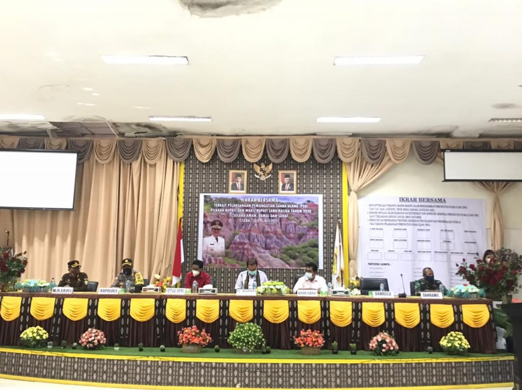 Ikrar PSU Sabu Raijua Aman, Damai dan Sehat, Bupati: ASN dan Penyelenggara Harus Netral