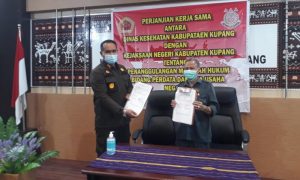 Awali Tugas, Kajari Kabupaten Kupang Teken Perjanjian Kerja Sama dengan Dinkes
