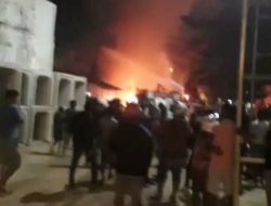 Api Hanguskan Bangunan Tempat Hiburan di Kupang
