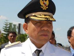 Mantan Gubernur NTT Frans Lebu Raya Tutup Usia
