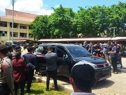 Randy Bunuh Astri dan Anaknya di Parkiran Hollywood Kelapa Lima