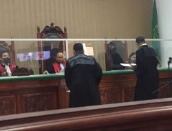 Eksepsi Ditolak, Sidang Korupsi Mantan Bupati Kupang Iban Medah Dilanjutkan