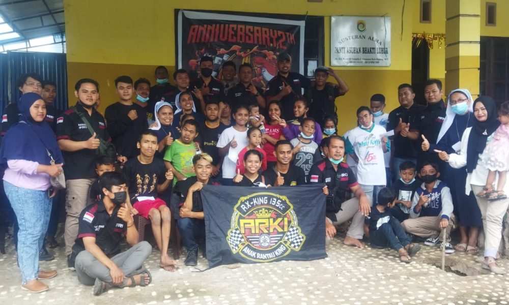 Komunitas ARKI Kupang Baksos di Panti Asuhan Bhakti Luhur Komunitas ARKI Kupang Baksos di Panti Asuhan Bhakti Luhur