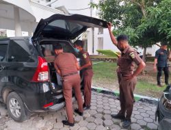 Lima Jam Geledah Kantor BPKAD Kabupaten Kupang, Jaksa Sita Puluhan Dokumen Penting Terkait Korupsi PDAM