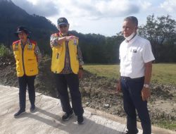 Tim Direktorat Pembangunan Jalan Tinjau Kerusakan Jalan Poros Tengah Menuju Obnas Timau