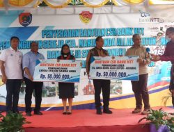 Bank NTT Serahkan CSR Rp 100 Juta kepada Dua Gereja di Alor