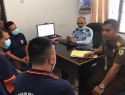 Jaksa Eksekutor Kejari TTU Eksekusi Putusan 3 Terpidana Korupsi Puskesmas Inbate