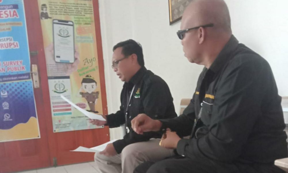 Datangi Kejati NTT, LP2TRI Pertanyakan Perkembangan Kasus Korupsi Aset Pemkab Kupang di Jalan Veteran Fatululi Datangi Kejati NTT, LP2TRI Pertanyakan Perkembangan Kasus Korupsi Aset Pemkab Kupang di Jalan Veteran Fatululi