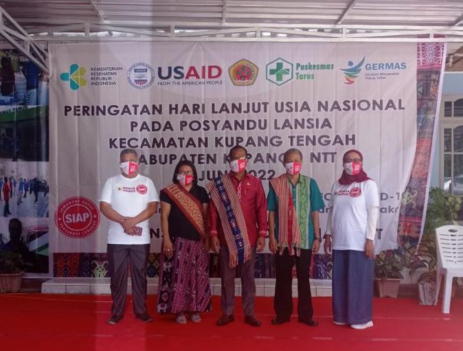 Thimotius Benu, Pemenang Pahlawan Lansia SIAP Asal Kabupaten TTS, Dukung Capaian Vaksinasi Covid-19