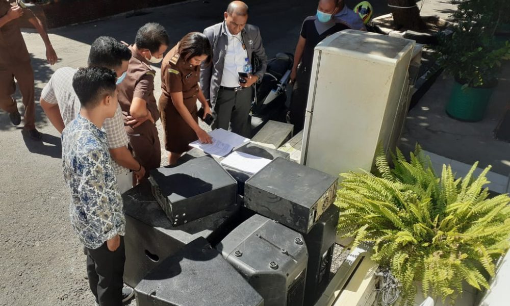 Mantan GM Mas Karaoke Segera Diadili di PN Kupang, PH: Kami Siap! Mantan GM Mas Karaoke Segera Diadili di PN Kupang, PH: Kami Siap!