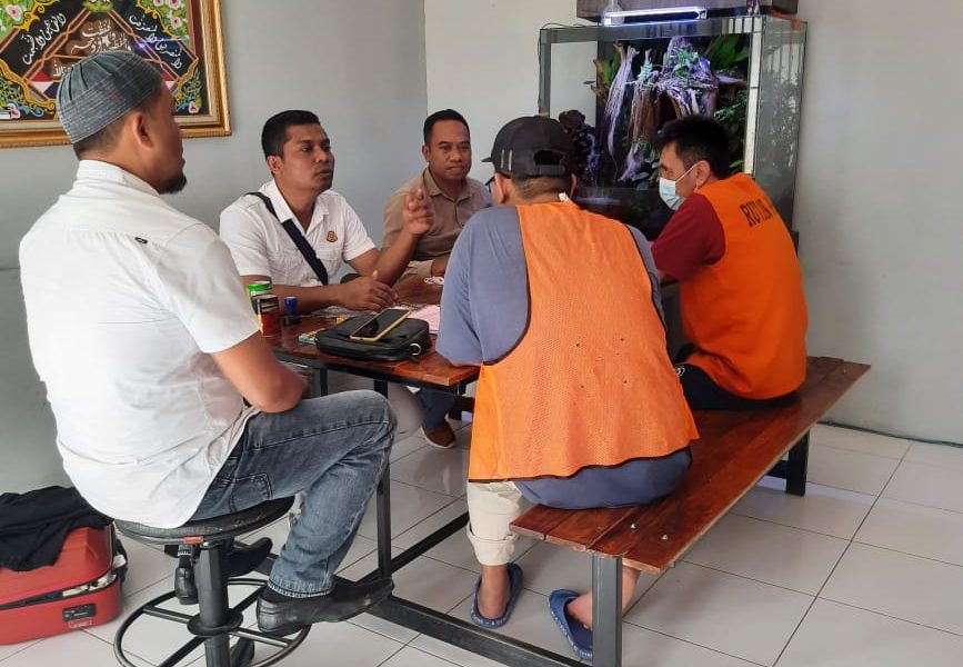 Kejari TTU Lakukan Tahap II Tersangka Korupsi Alkes RSUD Kefamenanu di Rutan Padang Kejari TTU Lakukan Tahap II Tersangka Korupsi Alkes RSUD Kefamenanu di Rutan Padang