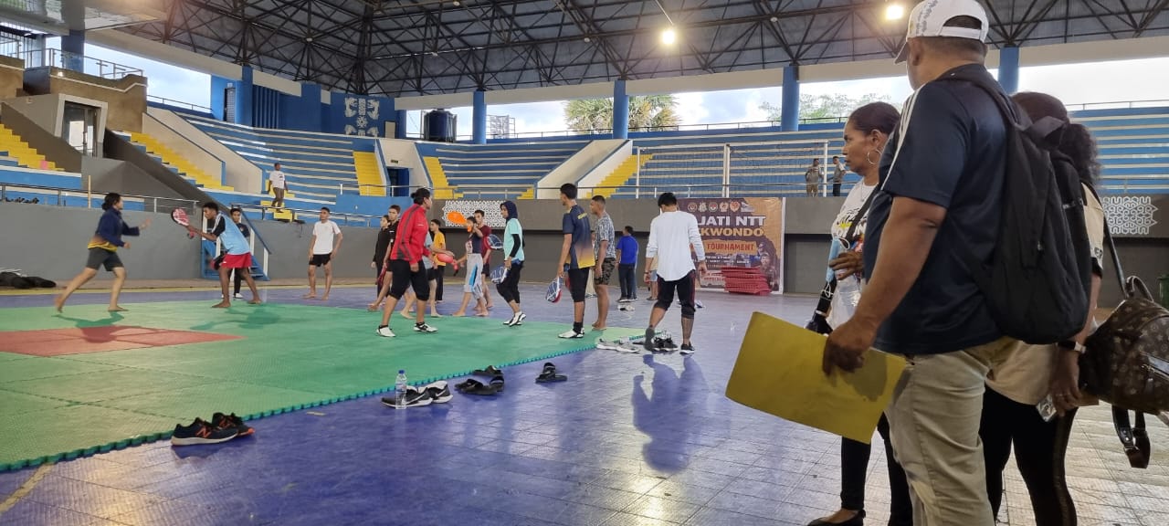 Diasuh Pelatih Rocky Lay, Dojang ATC Kejati NTT Optimis Dulang Medali Diasuh Pelatih Rocky Lay, Dojang ATC Kejati NTT Optimis Dulang Medali