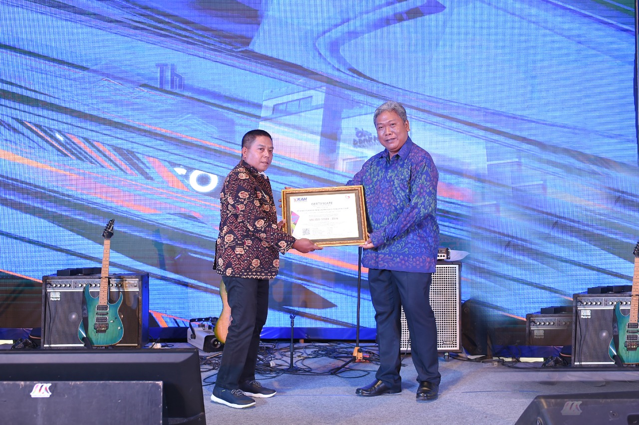 Serius Terapkan Manajemen Bersih dan Zero Tolerance Terhadap Suap, Bank NTT Komit Terapkan ISO 37001:2016 Serius Terapkan Manajemen Bersih dan Zero Tolerance Terhadap Suap, Bank NTT Komit Terapkan ISO 37001:2016