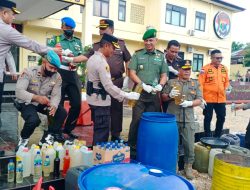 Polresta Kupang Musnahkan Ribuan Liter Sopi, Petasan dan Knalpot Racing