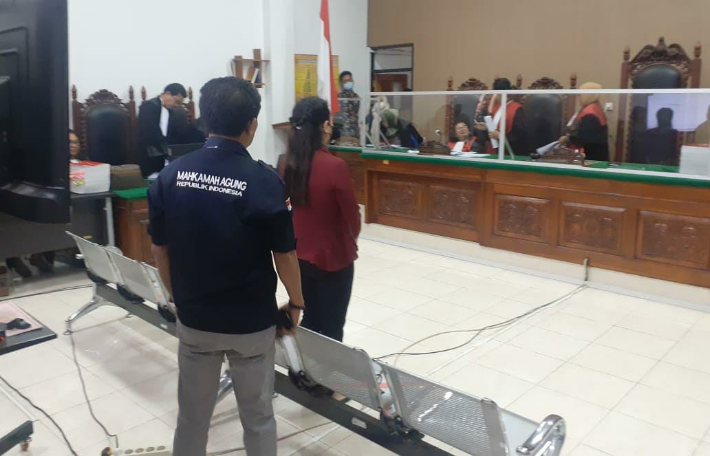 Jaksa Bongkar Chat WA Randy Badjideh, Ada Aliran Uang ke Oknum Pejabat BPK NTT dari Kontraktor Jaksa Bongkar Chat WA Randy Badjideh, Ada Aliran Uang ke Oknum Pejabat BPK NTT dari Kontraktor