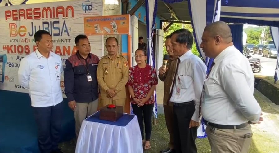 Sukses jadi Agen M-Banking Bank NTT Sejak 2019, Lidya Taolin: Teruslah menjadi Berkat! Sukses jadi Agen M-Banking Bank NTT Sejak 2019, Lidya Taolin: Teruslah menjadi Berkat!