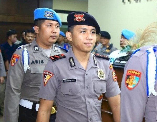 Ini 9 Poin Pertimbangan Bharada Richard Eliezer Tetap jadi Anggota Polri Ini 9 Poin Pertimbangan Bharada Richard Eliezer Tetap jadi Anggota Polri