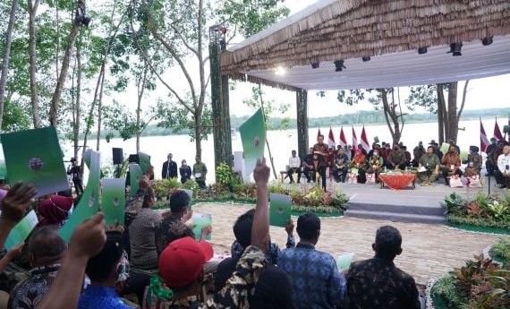 Presiden Serahkan SK Perhutanan Sosial dan SK TORA untuk Seluruh Indonesia, Termasuk NTT