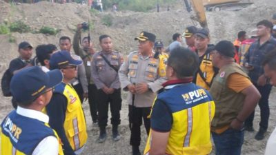 Jalur Longsor Takari Baru Bisa Dilewati Kendaraan Roda 2 dan Roda 4, Polisi Terapkan Sistem One Way