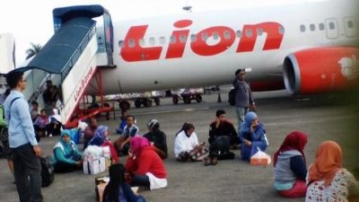 HP Penumpang Keluar Asap hingga Buka Jendela Darurat, Lion Air Kupang-Surabaya Batal Terbang