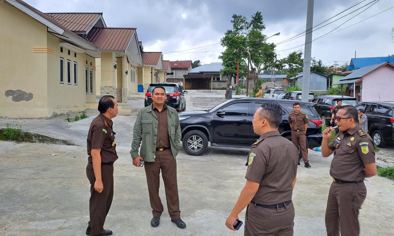 Aspidsus Kejati NTT Monev di Kejari Ngada