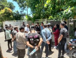 Mantan Ketua STIKes Nusantara Kupang Berulah, Pagar Kampus Ditutup
