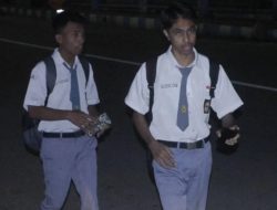 Harus Sekolah Jam 5 Pagi, Pelajar di Kupang Mengantuk