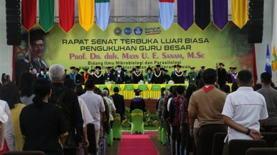 Prof. Maxs Sanam jadi Guru Besar Ke-40 Undana Kupang, Profesor Pertama Aktif di Fakultas Kedokteran