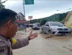 Sungai Bokong Meluap, 25 Rumah Warga Takari Terendam Banjir