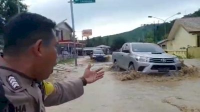 Sungai Bokong Meluap, 25 Rumah Warga Takari Terendam Banjir