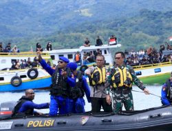 Kapolda dan Danrem Pimpin Langsung Pengamanan Prosesi Laut Semana Santa di Larantuka