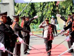 Disambut Pedang Pora di Mapolres Lembata, AKBP Vivick: Saya Keturunan Lepan Batan!