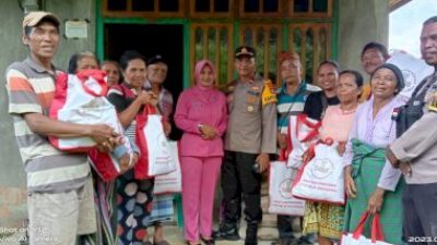 Korban Kebakaran di Labuan Bajo Terima Bantuan Presiden Jokowi