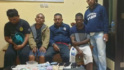 Gerebek Judi Kartu Remi di Kupang, Polisi Amankan 4 Pelaku, Barang Bukti Uang, Motor dan Mobil