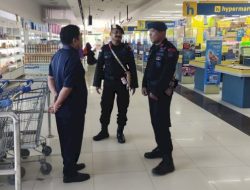 Satgas Jibom Satbrimobda NTT Patroli di Pusat Keramaian Kota Kupang
