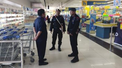 Satgas Jibom Satbrimobda NTT Patroli di Pusat Keramaian Kota Kupang