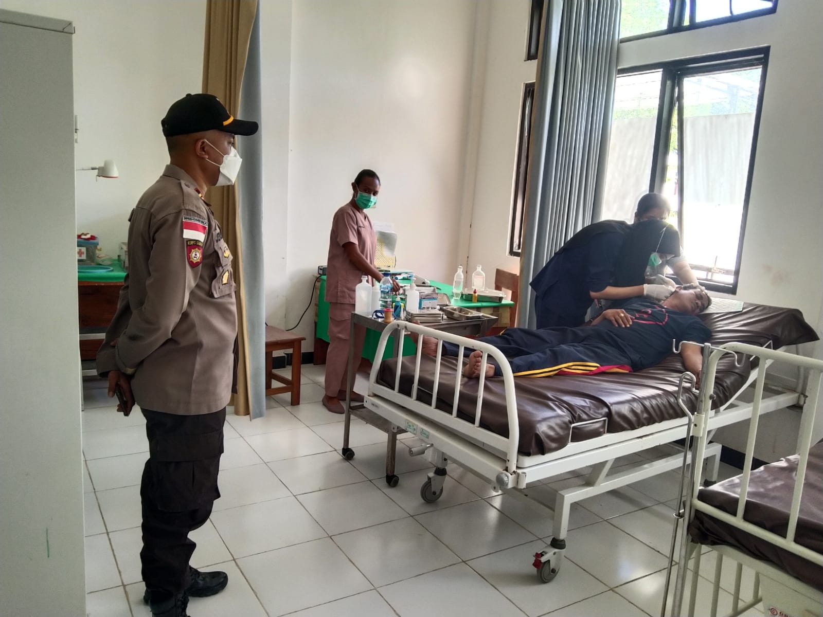 Wabup TTS Army Konay Alami Lakalantas di Jalan Timor Raya, Luka di Kepala, Dirujuk ke RS Siloam Wabup TTS Army Konay Alami Lakalantas di Jalan Timor Raya, Luka di Kepala, Dirujuk ke RS Siloam
